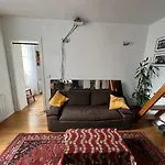 Very Nice And Cosy Appartment In Belleville