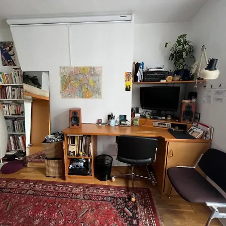 Very And Cosy In Belleville Apartment