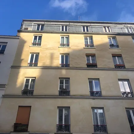 Apartment Very And Cosy In Belleville Paris
